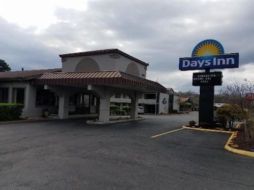 Days Inn by Wyndham Oak Ridge Knoxville image 2