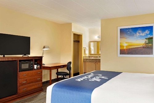 Days Inn by Wyndham Oak Ridge Knoxville image 20
