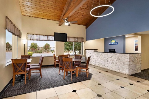 Days Inn by Wyndham Oak Ridge Knoxville image 27