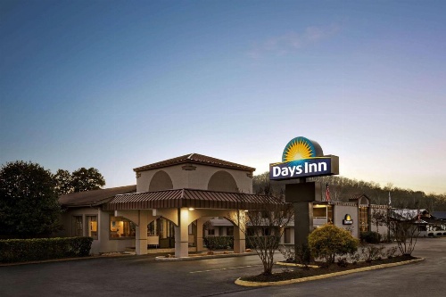 Days Inn by Wyndham Oak Ridge Knoxville image 29