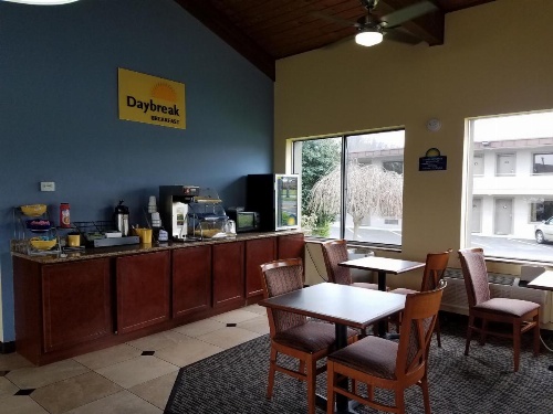 Days Inn by Wyndham Oak Ridge Knoxville image 32